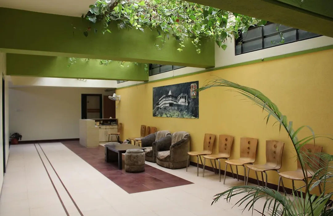 Cool Palace Hotels-1