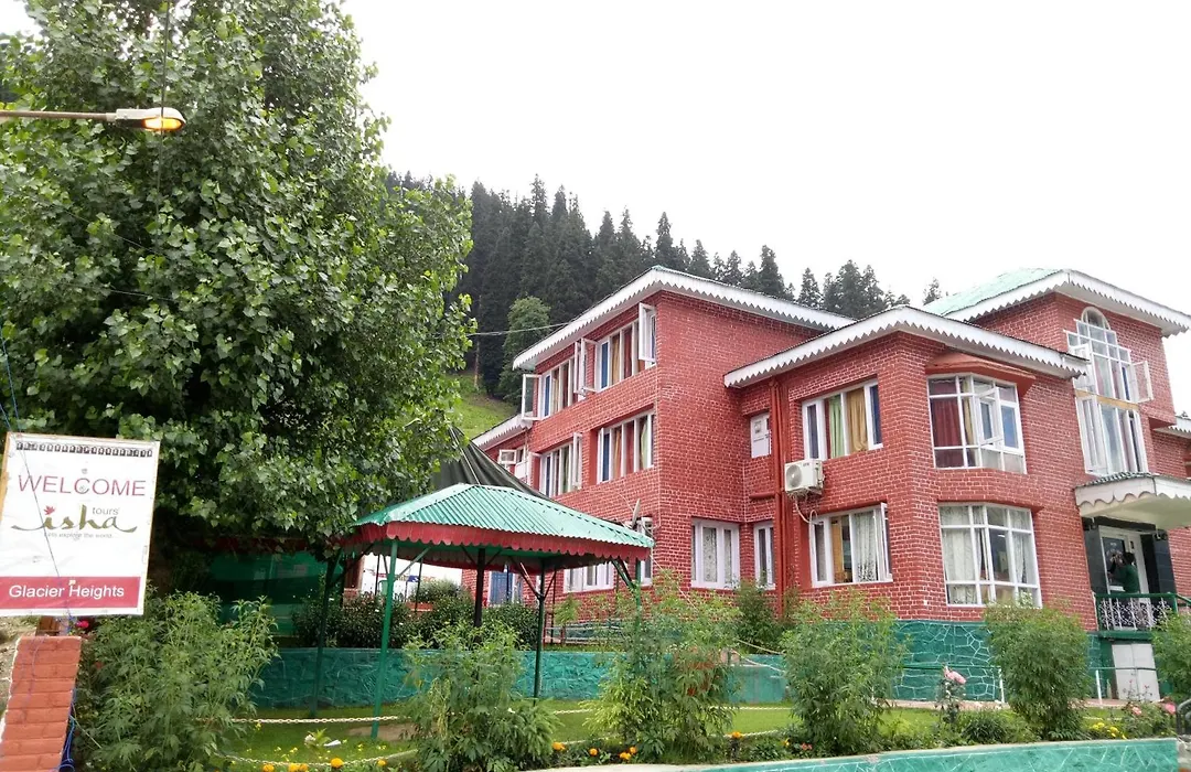 Hotel Glacier Heights-1