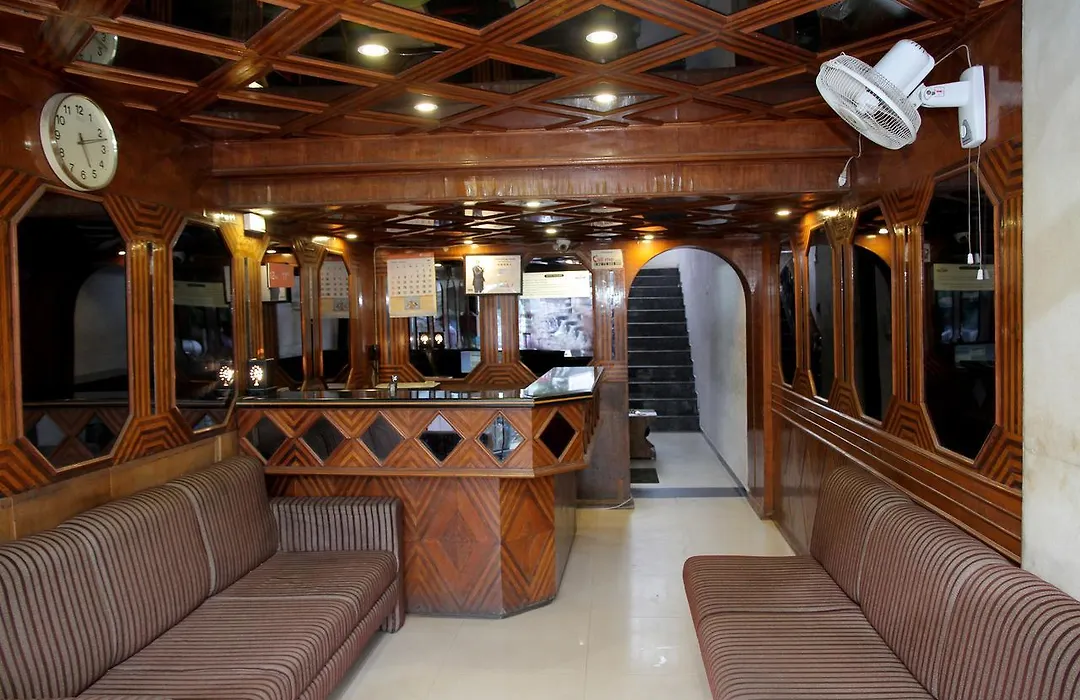 Hotel Raj-1