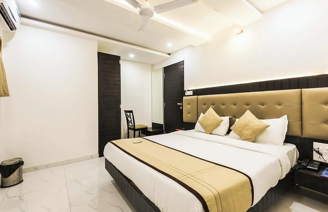 Hotel Bkc Palace-1