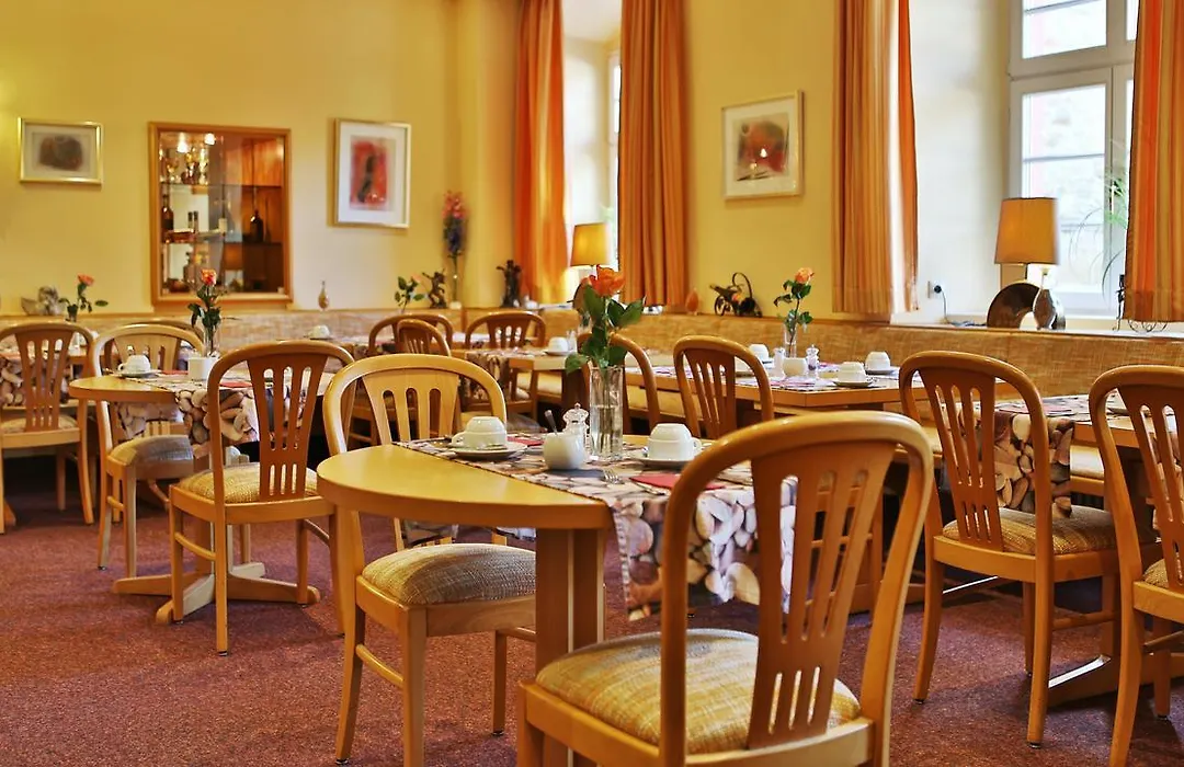 Hotel Am Schloss-1