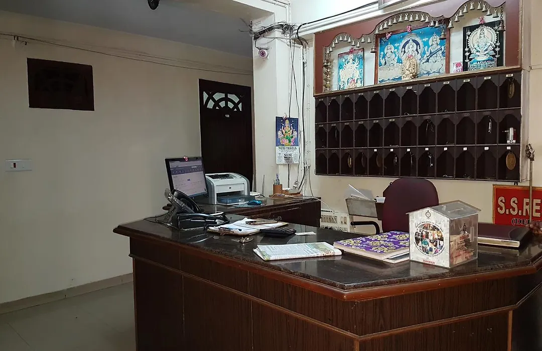 Hotel Sorrento Guest House Anna Nagar East Metro Shenoy Nagar Metro Budget Monthly Daily Rooms-1