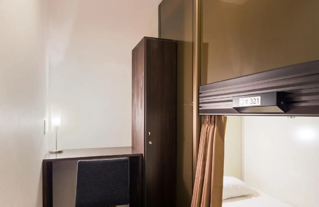 Capsule Hotel Cube Hiroshima-1