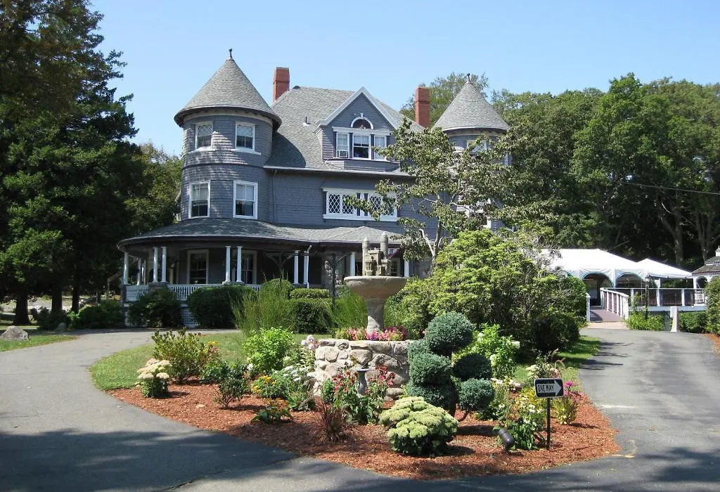 Castle Manor Inn-1