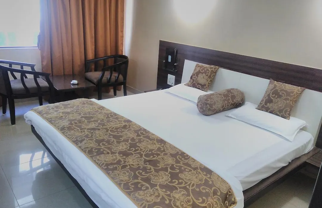 Hotel Savshanti Towers-1