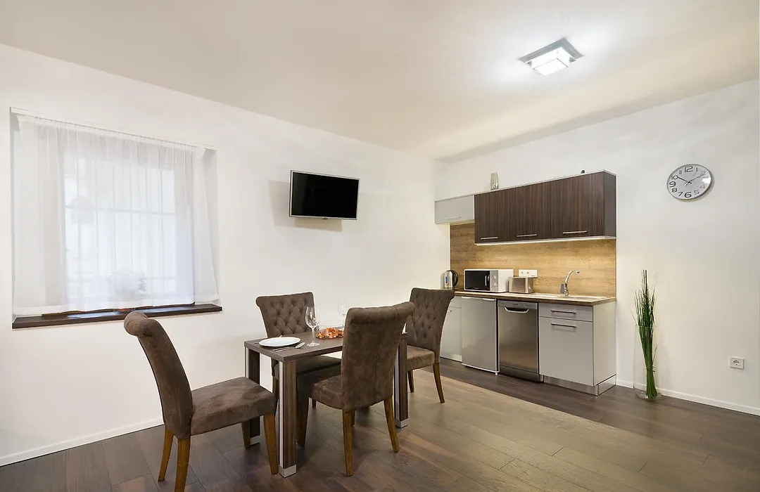 Paulay Downtown Apartments-1
