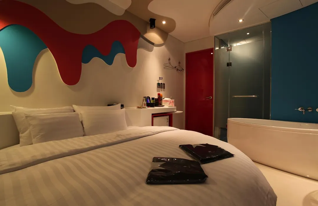 Nine Star Hotel-1