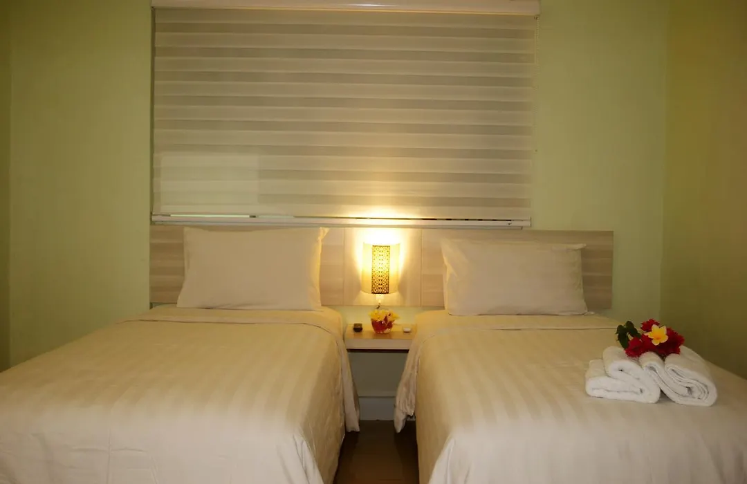 Sky Hotel-1
