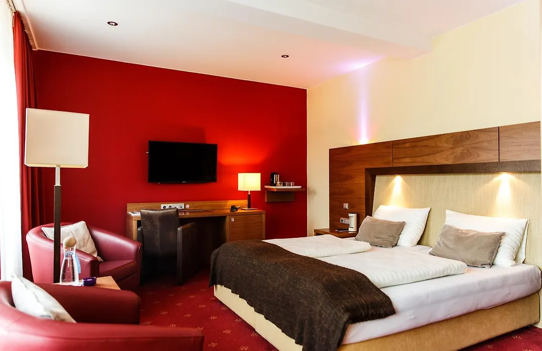 Hotel Salzburg Airport-1