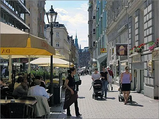 Hotel Bei Der Esplanade-1
