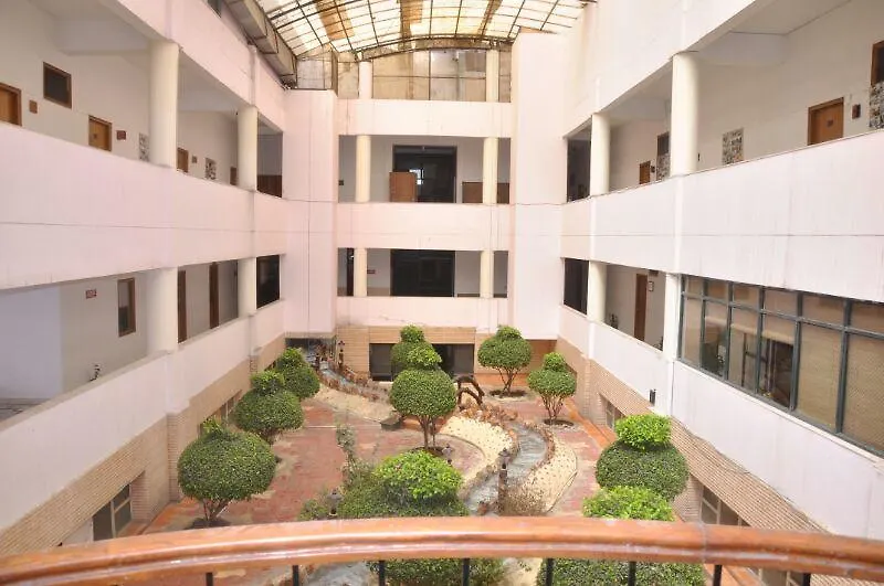 Club Platinum Resort-1