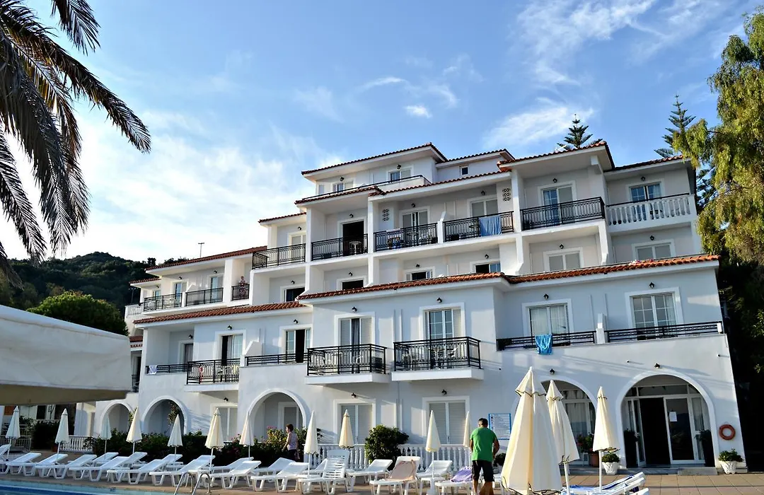 Paradise Beach Hotel-1