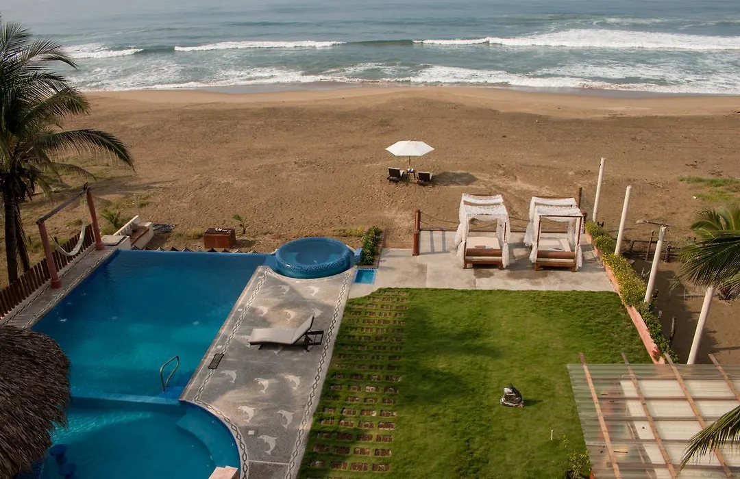 Hotel Villas Punta Blanca-1