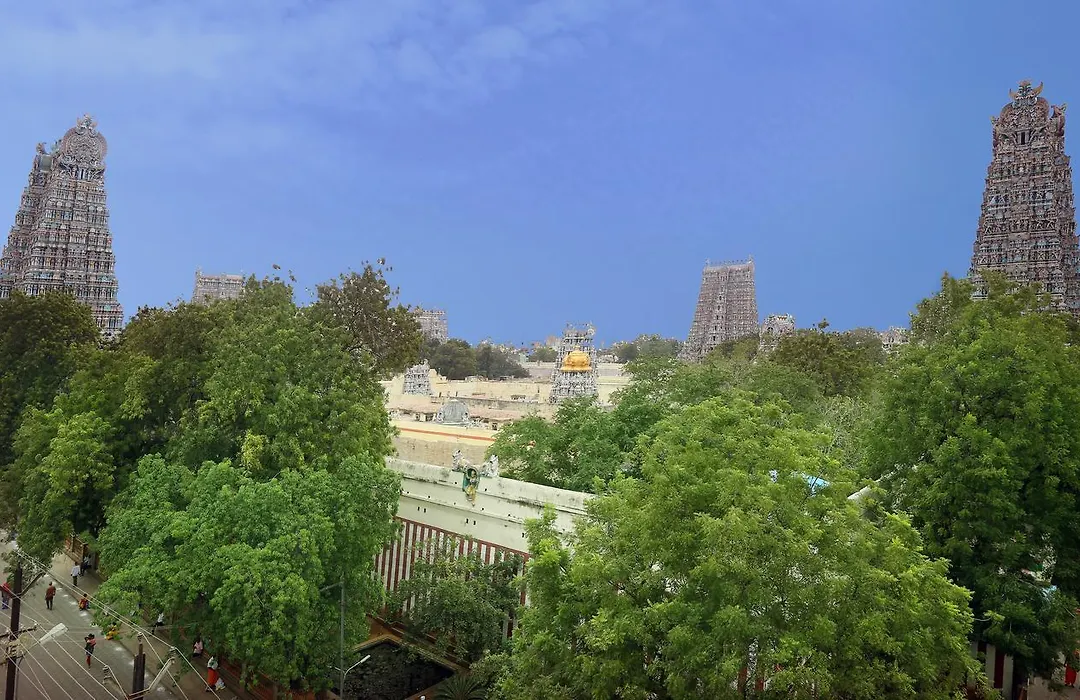 Hotel Sabareesh Plaza-1