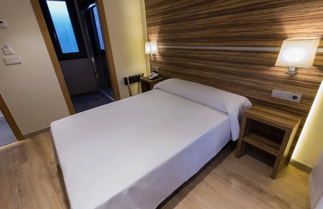 Hotel Novo Cándido-1