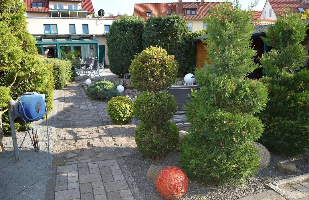 Pension zum Yachthafen-1