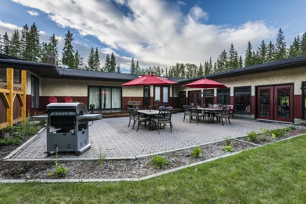 Rustlers Lodge-1