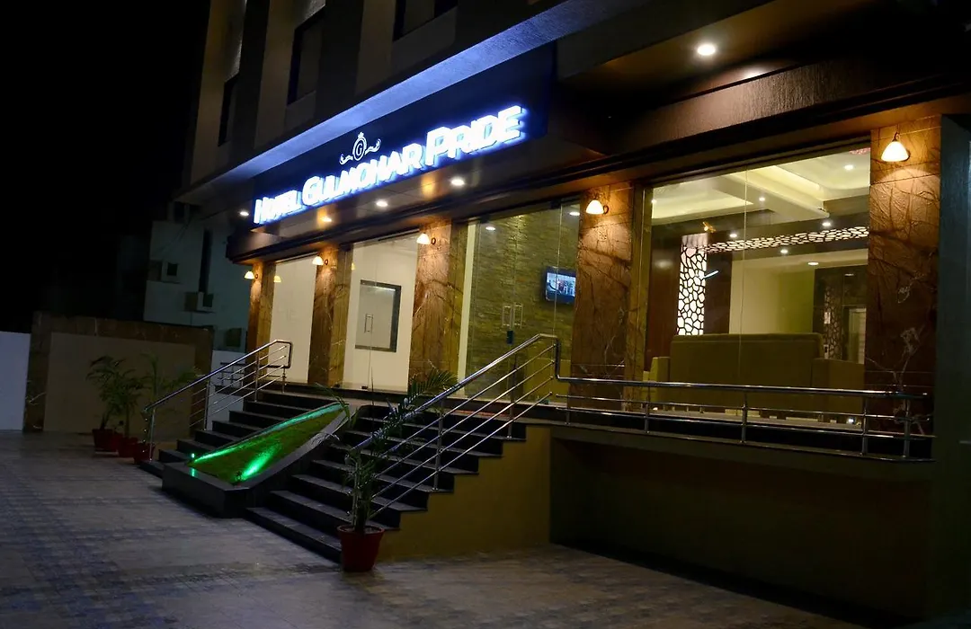 Hotel Gulmohar Pride-1