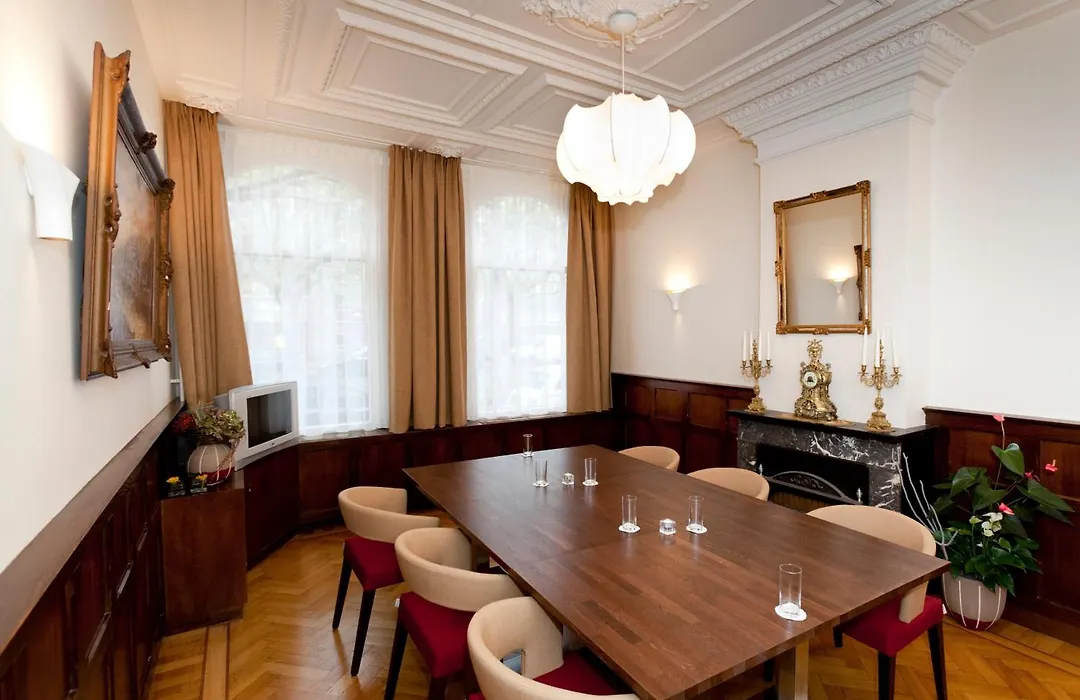 Hotel Van Walsum-1