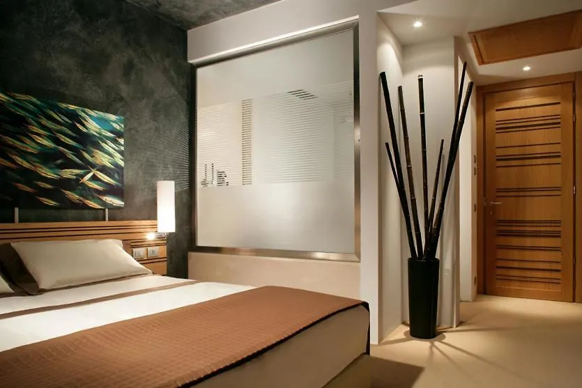 Sea Art Hotel-1