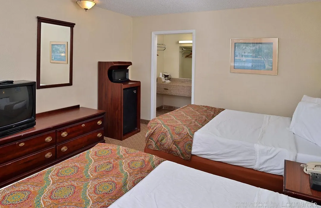 Mansfield Inn-1