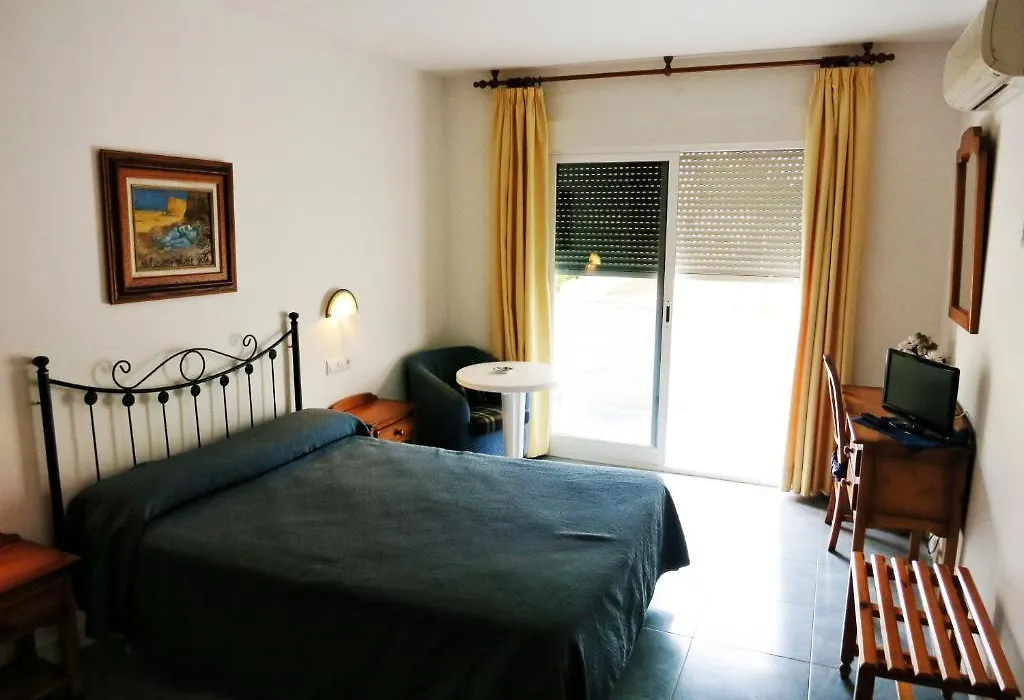 Hostal Brisamar-1