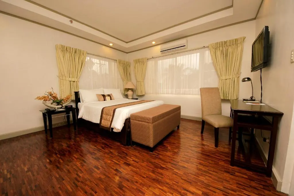 Casa Pura Inn And Suites-1