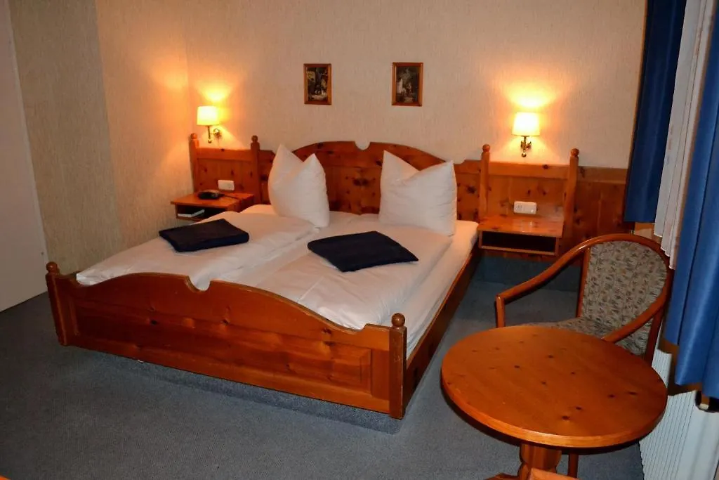 Hotel Walfisch-1