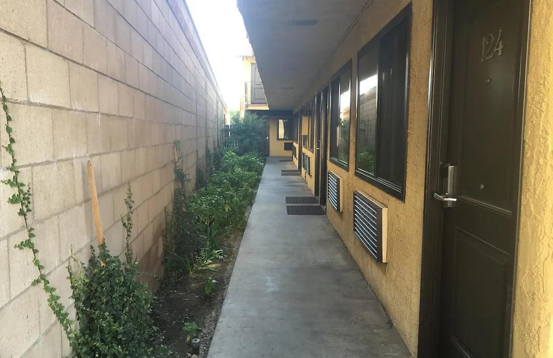 Sierra Inn-1