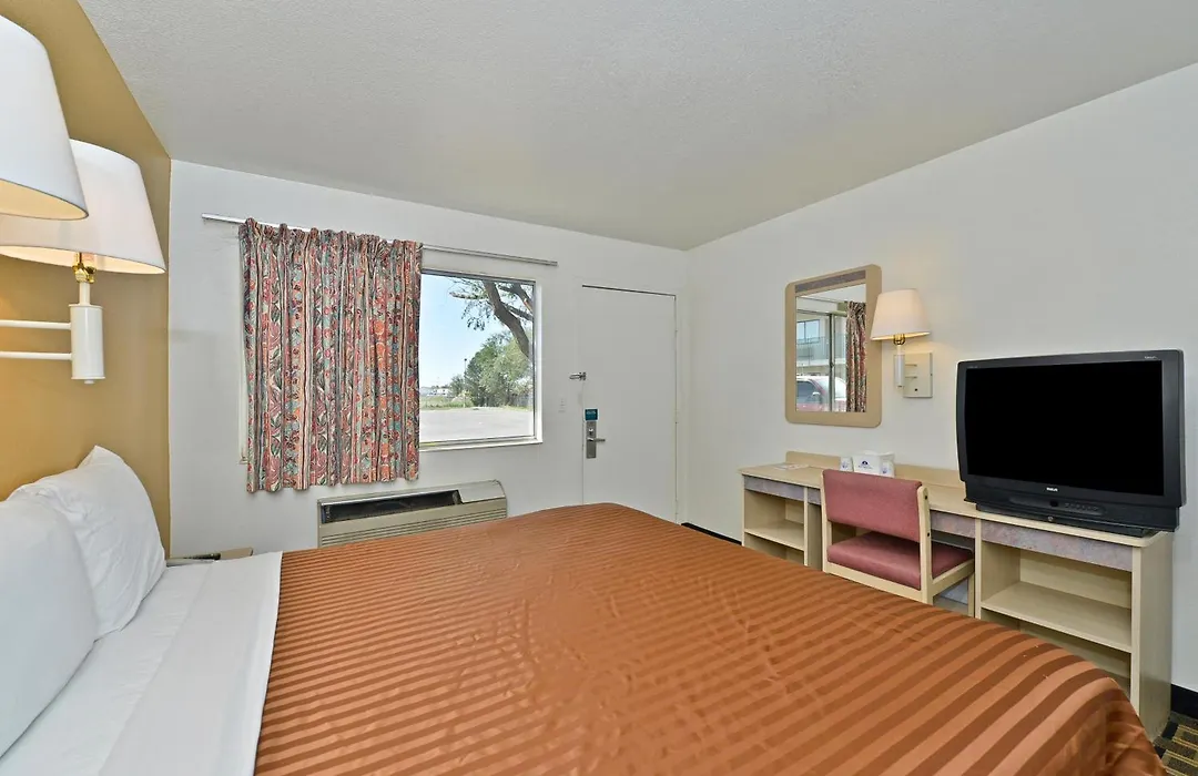 Americas Best Value Inn Amarillo Airport/Grand Street-1