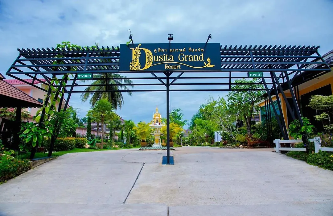 Dusita Grand Resort-1