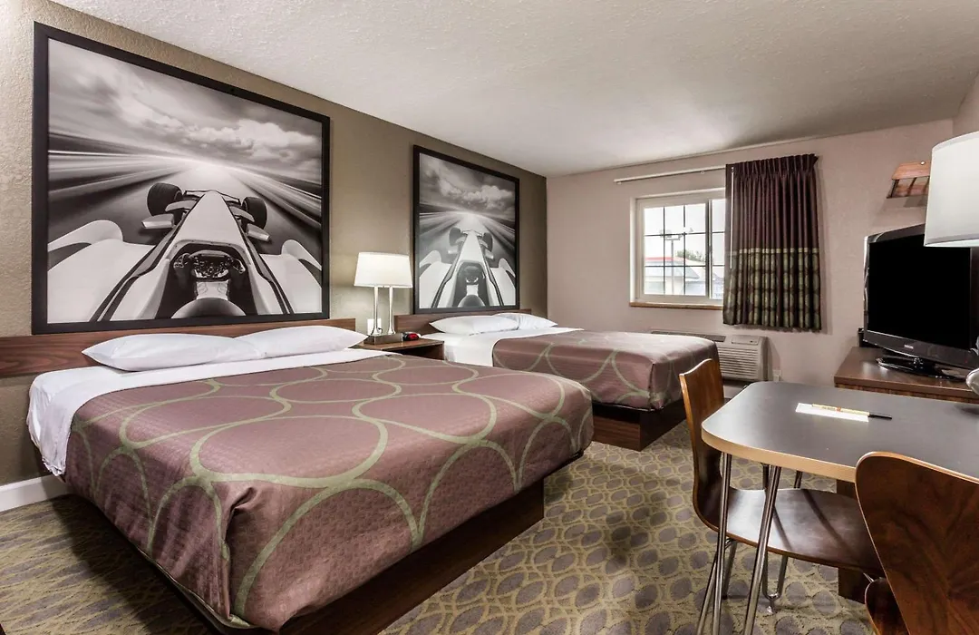 Super 8 By Wyndham Willows-1
