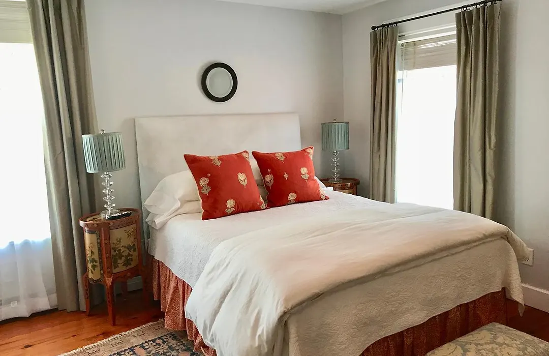 Hudson B&B-1