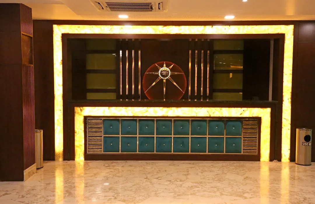 Hotel Varanasi Inn-1