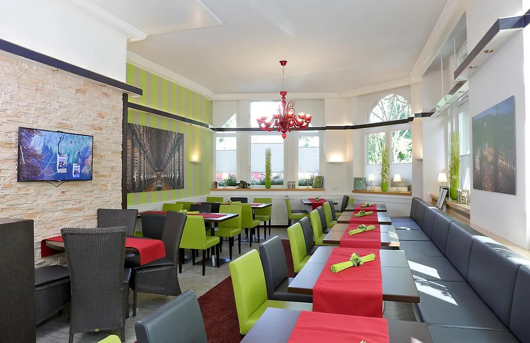 Park Hotel Post-1