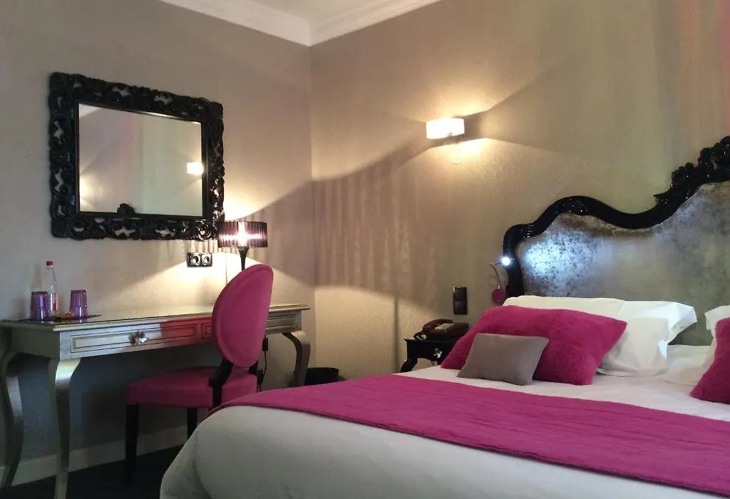 La Chaumiere-1