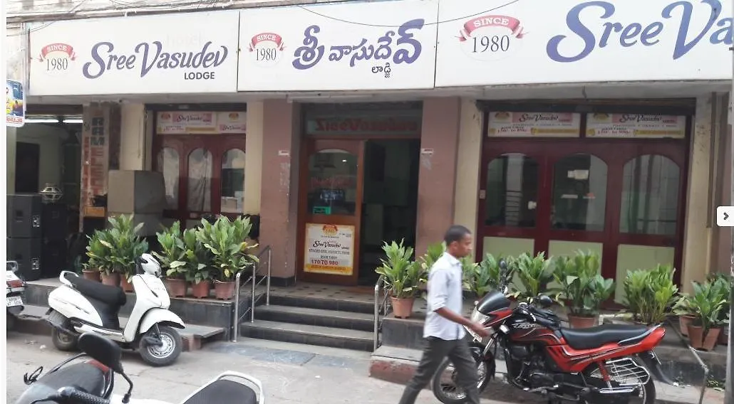 Hotel Sree Vasudev-1