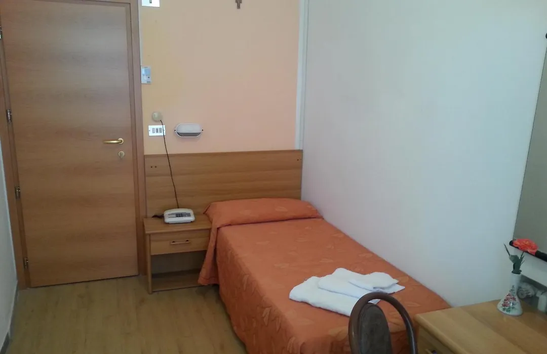 Hotel Sara-1