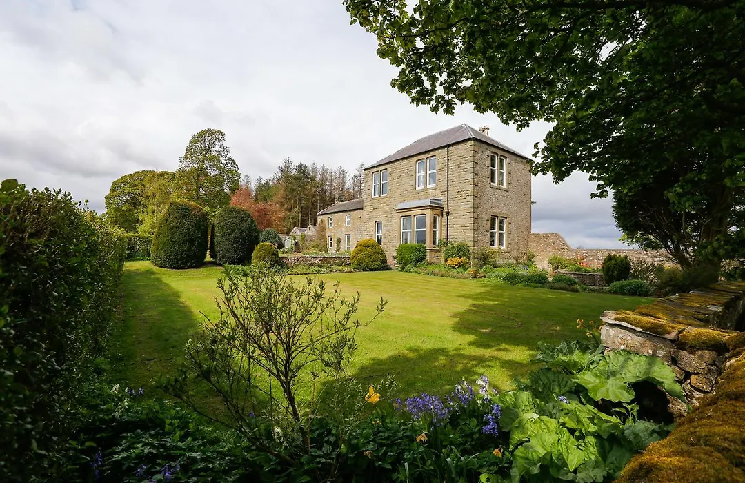 Dunns Houses Farmhouse B&B-1