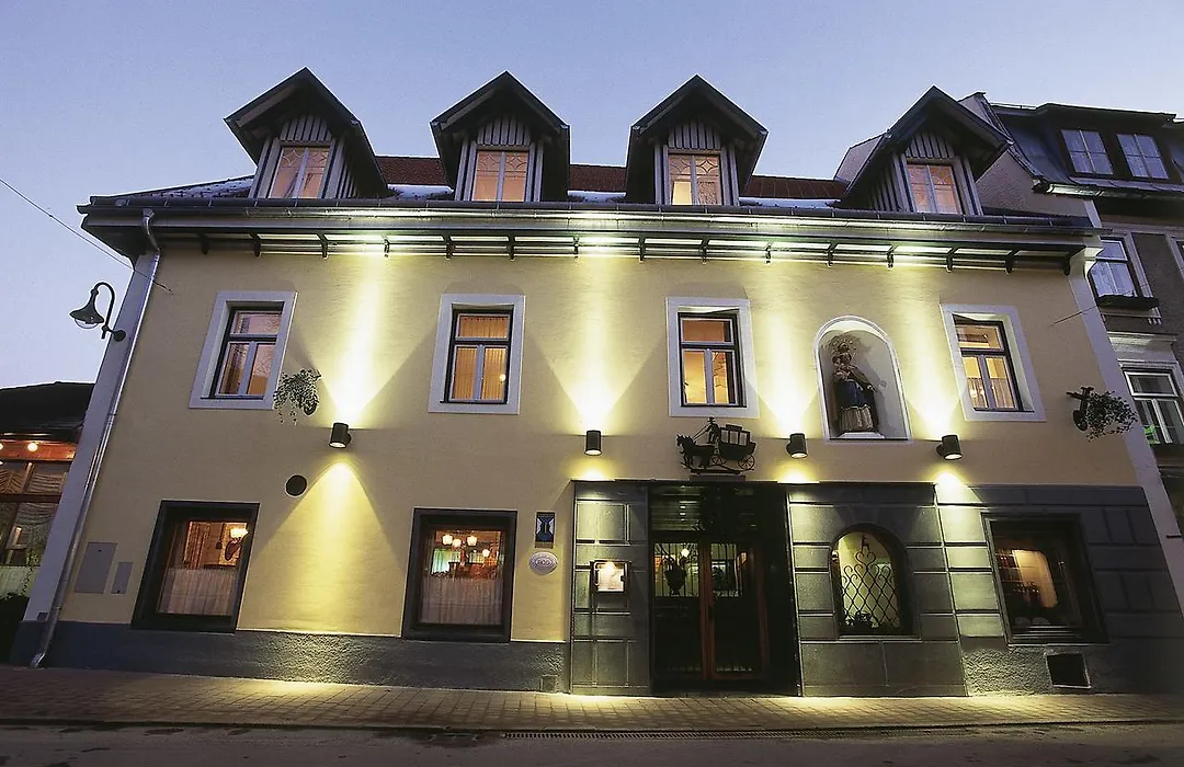 Hotel Post Karlon-1