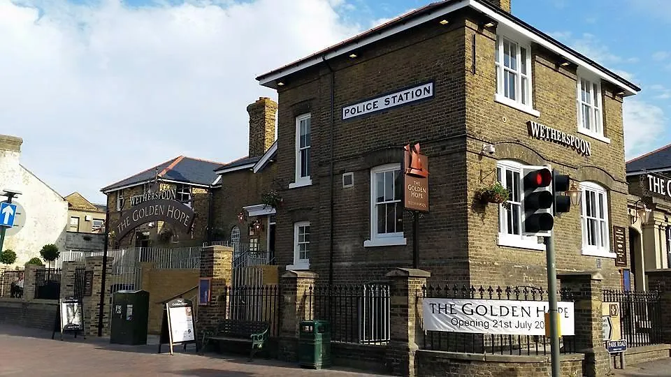 The Golden Hope Wetherspoon-1
