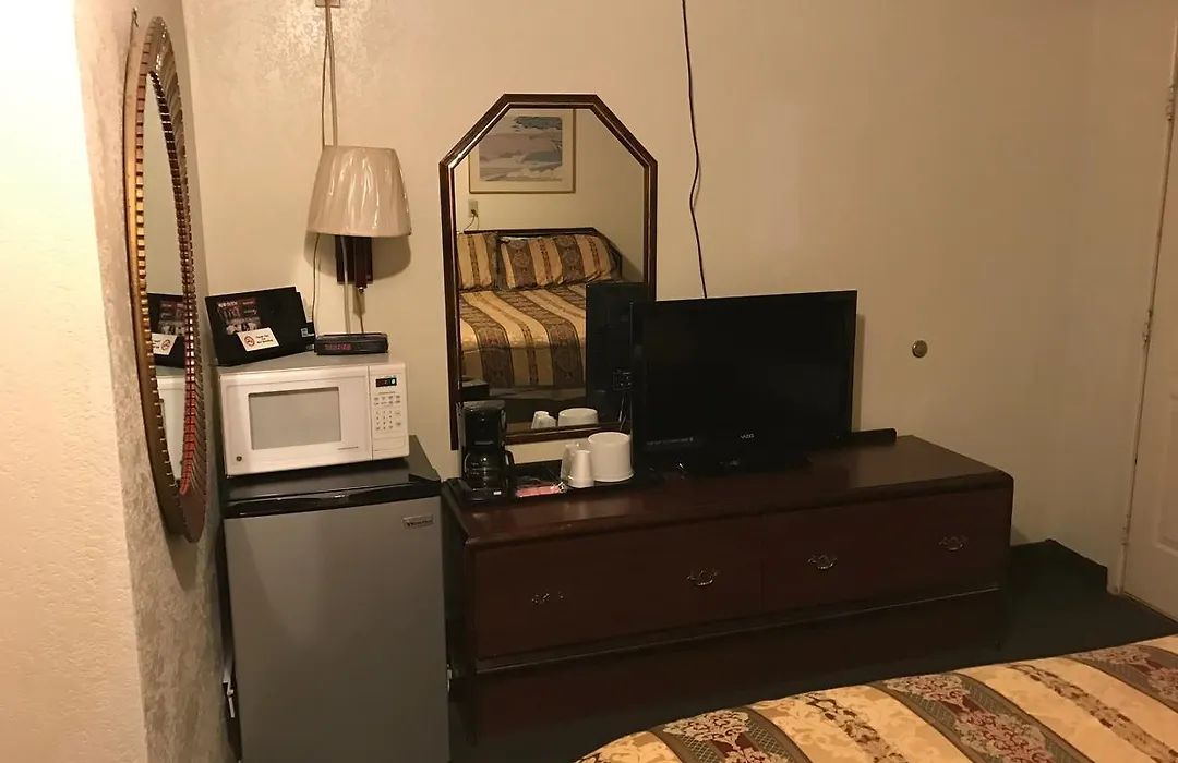 Budget Inn Of Brownfield-1