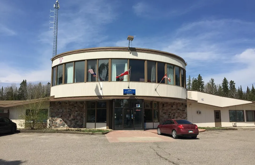 Falcon Lake Hotel-1