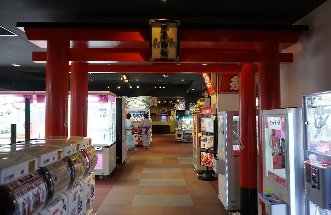 Yokohama Minatomirai Manyo Club-1