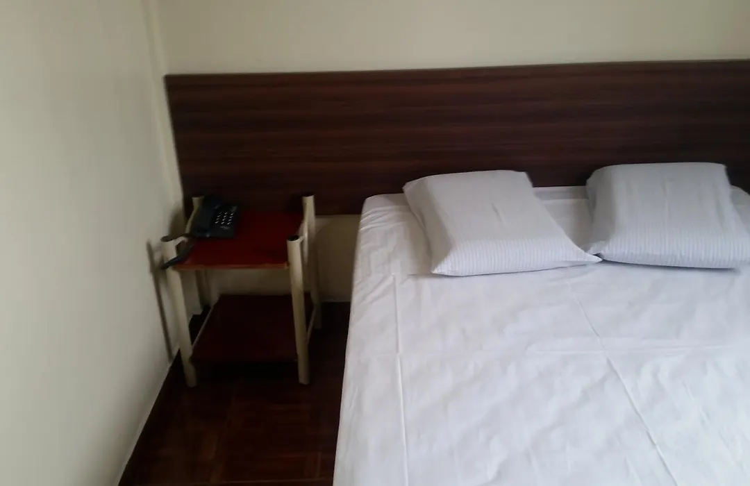 Hotel Piratini-1