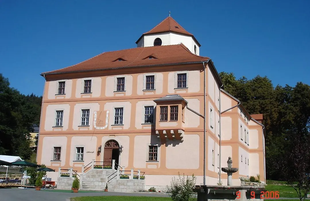 Hotel Garni Schloß Schönberg-1