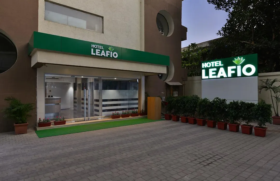 Hotel Leafio-Near Airport-1