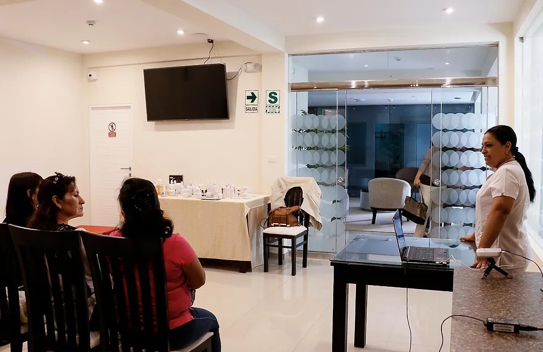 Hotel Solec-1