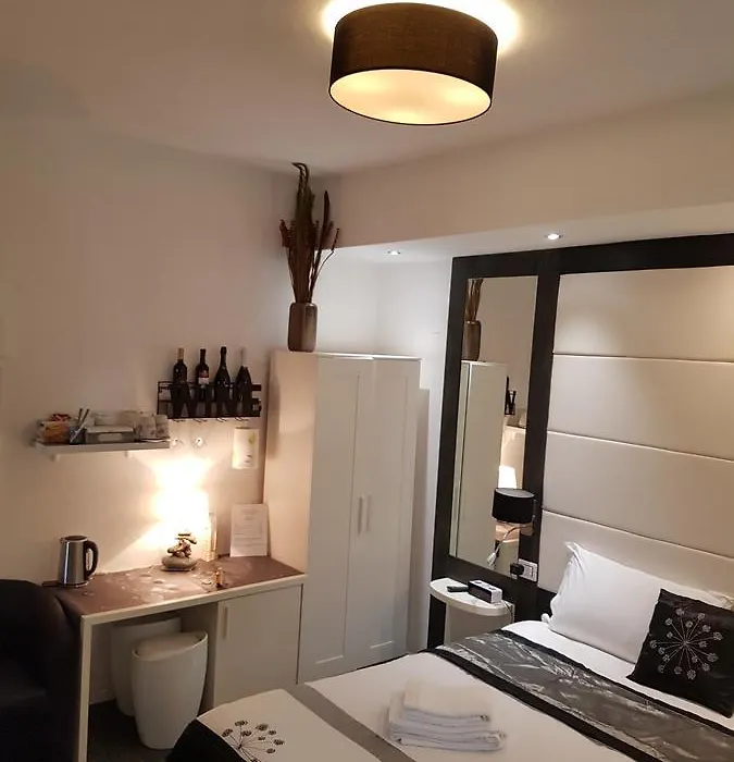 Voyage Prive Deluxe-1