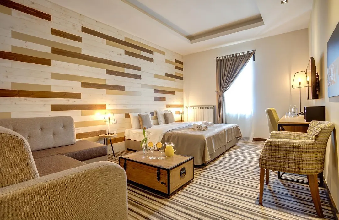 Garni Hotel Zavicaj-1